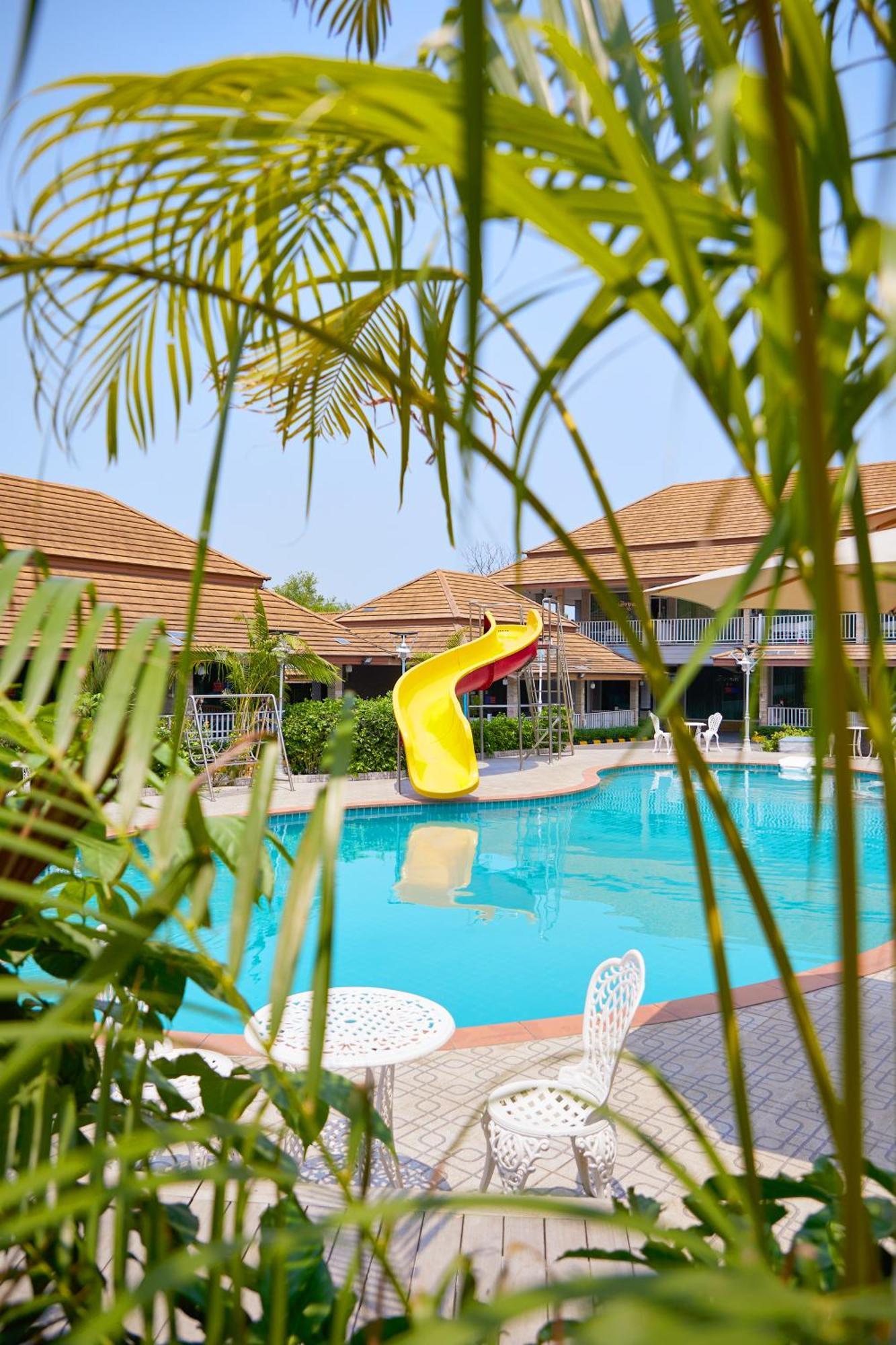 Baan Dara Resort Sara Buri Dış mekan fotoğraf