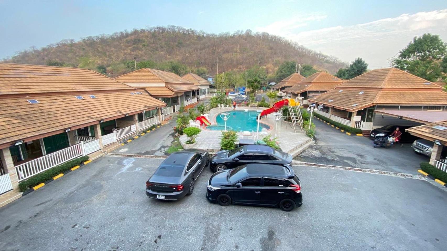 Baan Dara Resort Sara Buri Dış mekan fotoğraf